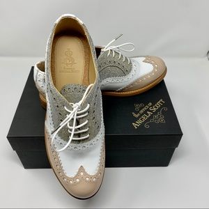 NWT Angela Scott Mr Doubt oxfords in cupcake